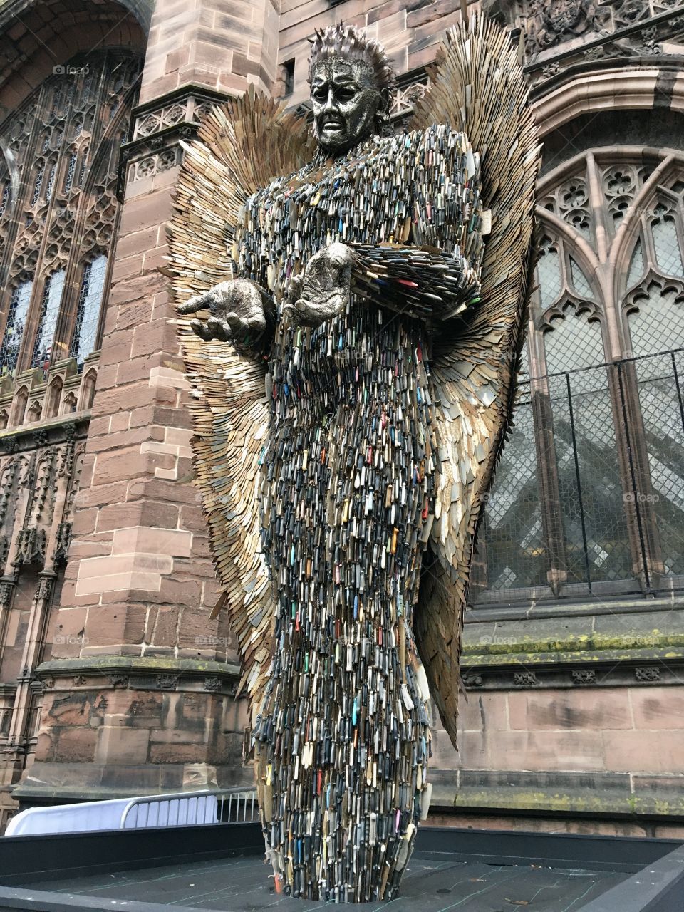 Knife Angel ... Angel Sculpture made using knives from a knife amnisty to honour the lost lives of so many 👼🏻