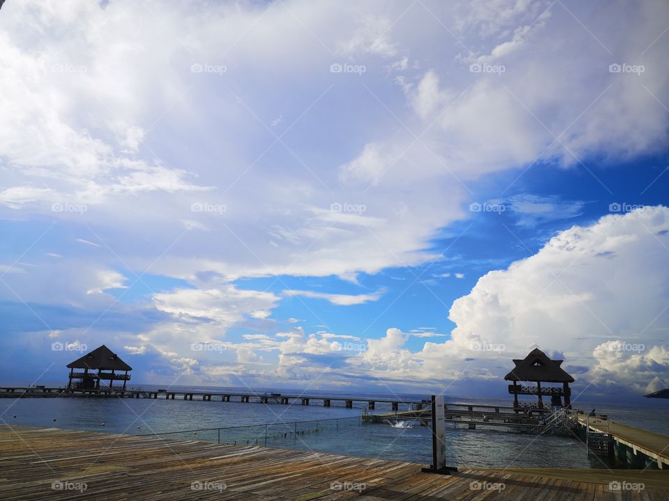 my day begin with this amazing view, love this place, love clouds, love sea, love this island, this island is love and beauty!!!