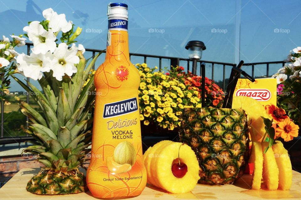 Keglevich vodka and melon. happy hour with KEGLEVICH vodka&melon