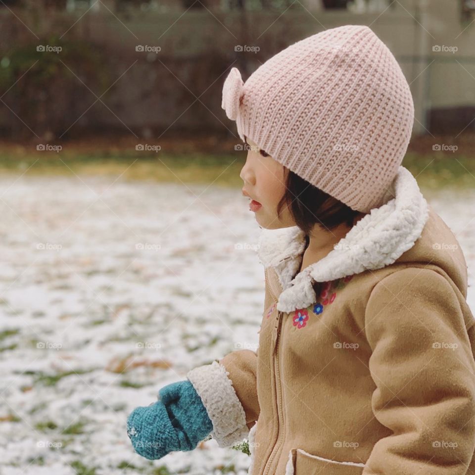 Seeing the first snow 