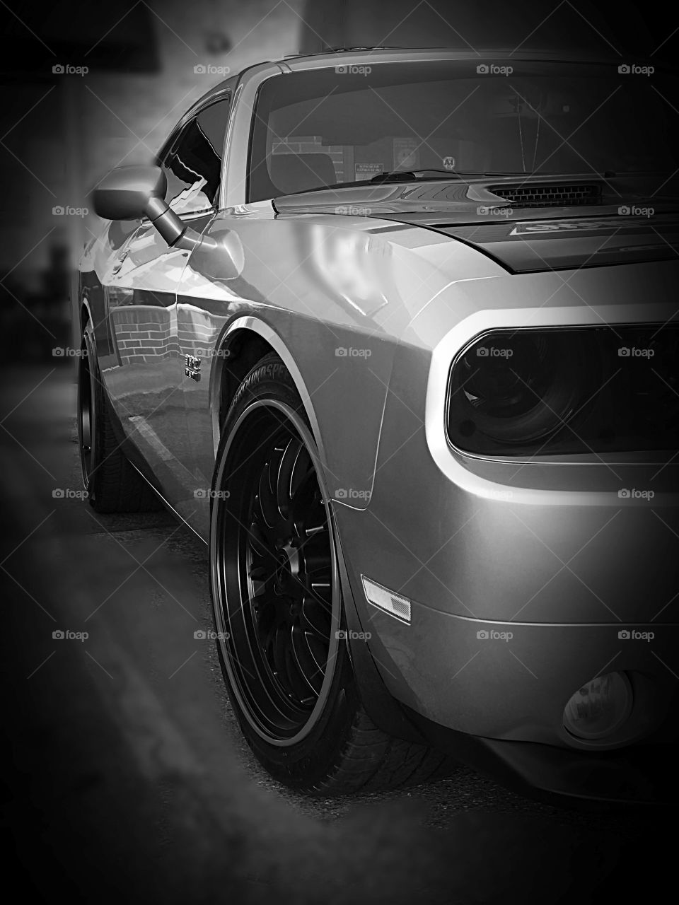 Black and white challenger 