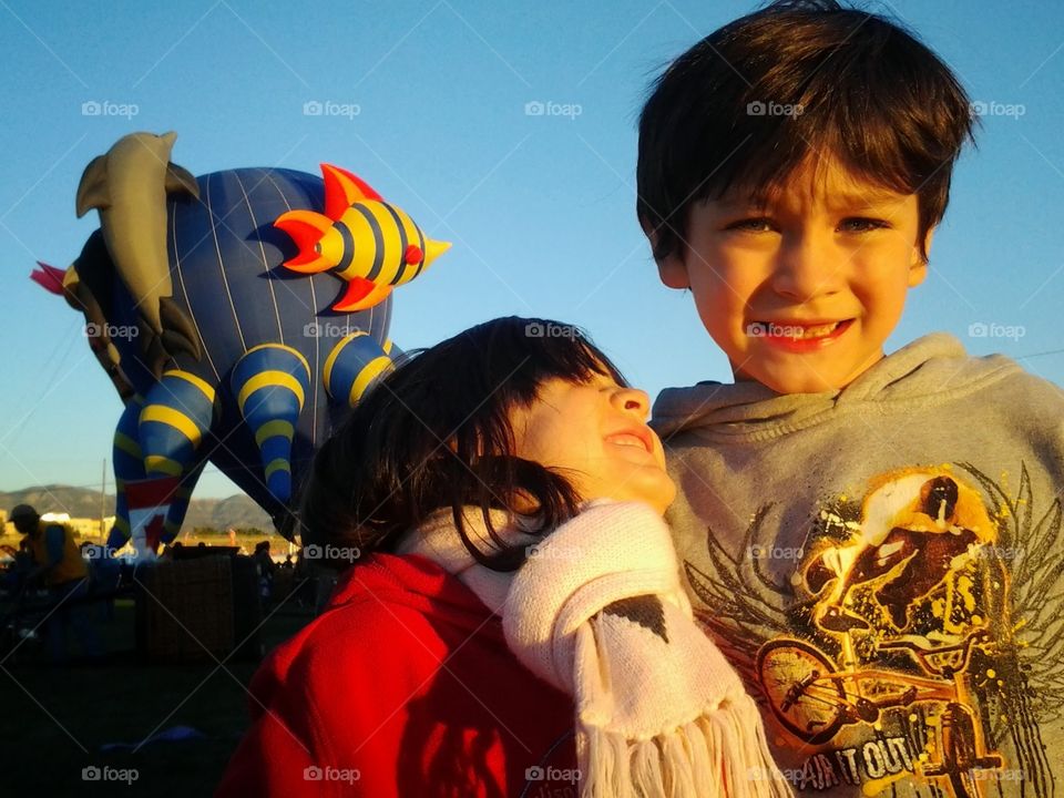 is that a squid behind him?