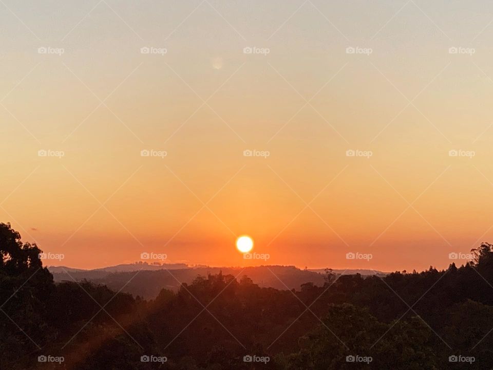 🌇🇺🇸 An extremely beautiful sunset in Jundiaí, interior of Brazil. Cheer the nature! / 🇧🇷 Um entardecer extremamente bonito em Jundiaí, interior do Brasil. Viva a natureza! 