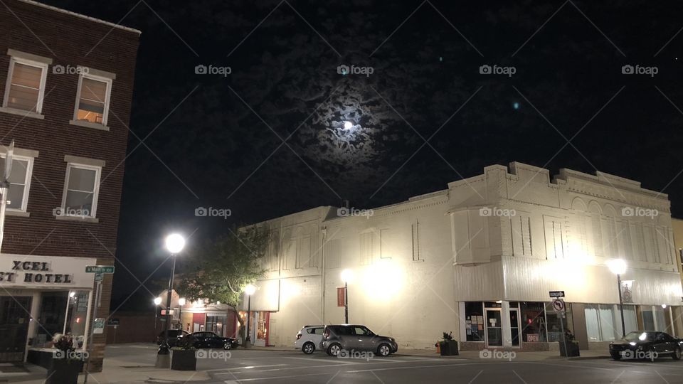 Moon Over Independence Missouri Square