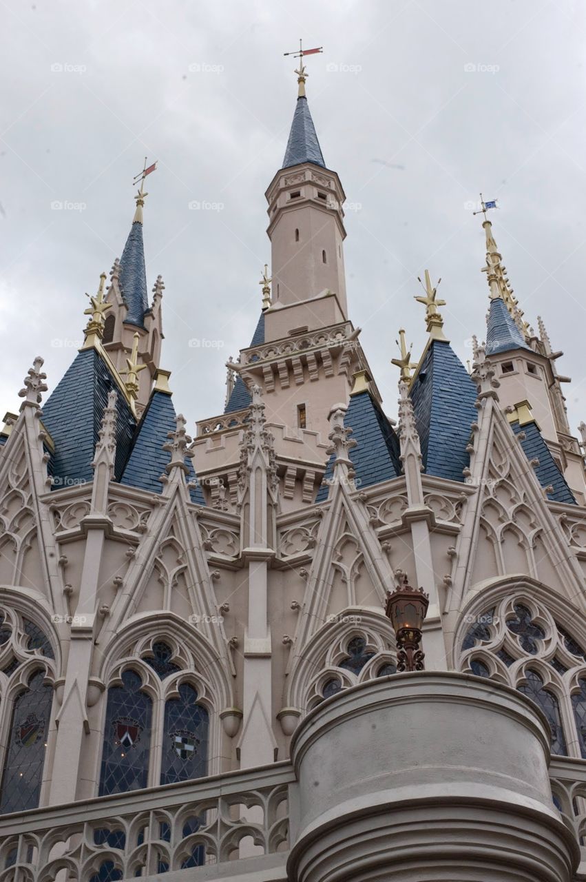 cinderella castle . disney trip 