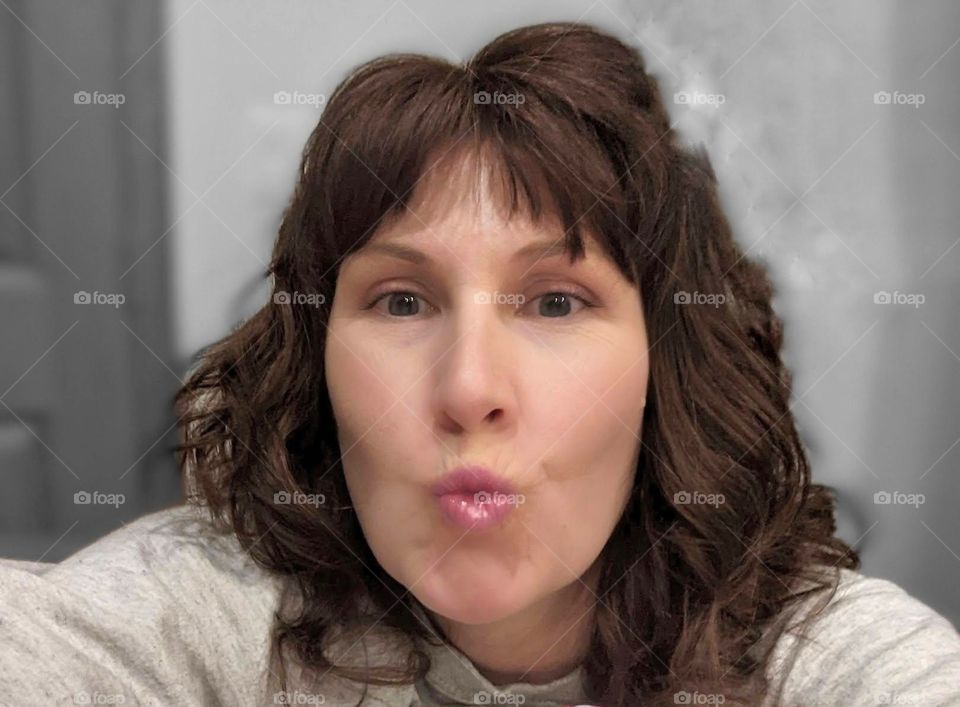 pucker up for a kiss