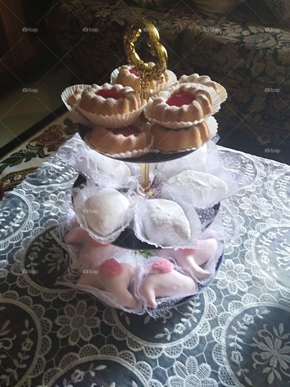 Traditional Algerian holiday cakes