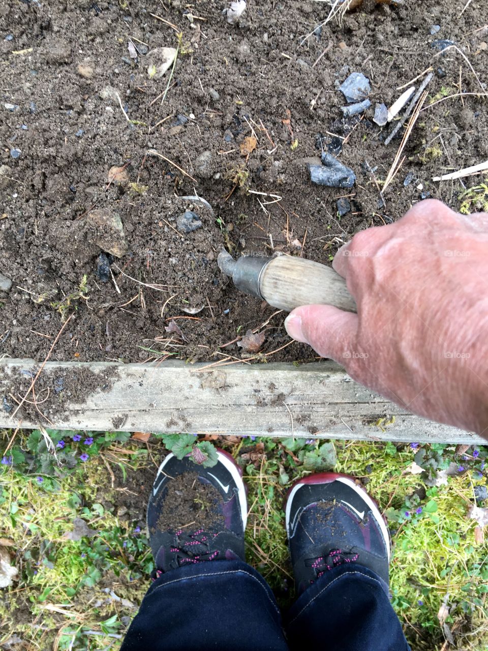 Weeding for Planting Vegetables from My Point of View