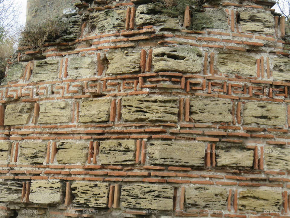 Medieval tower bulding pattern