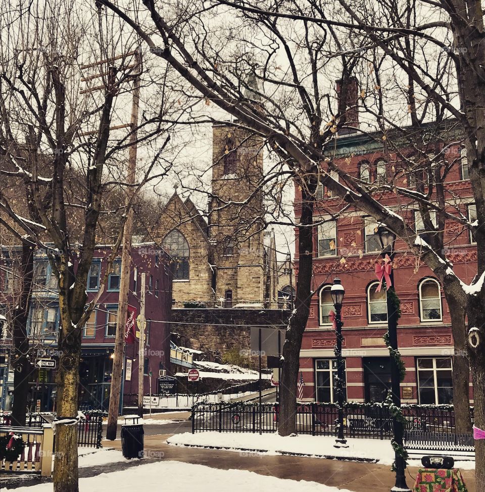 Welcome to Jim Thorpe, PA! Town square. 