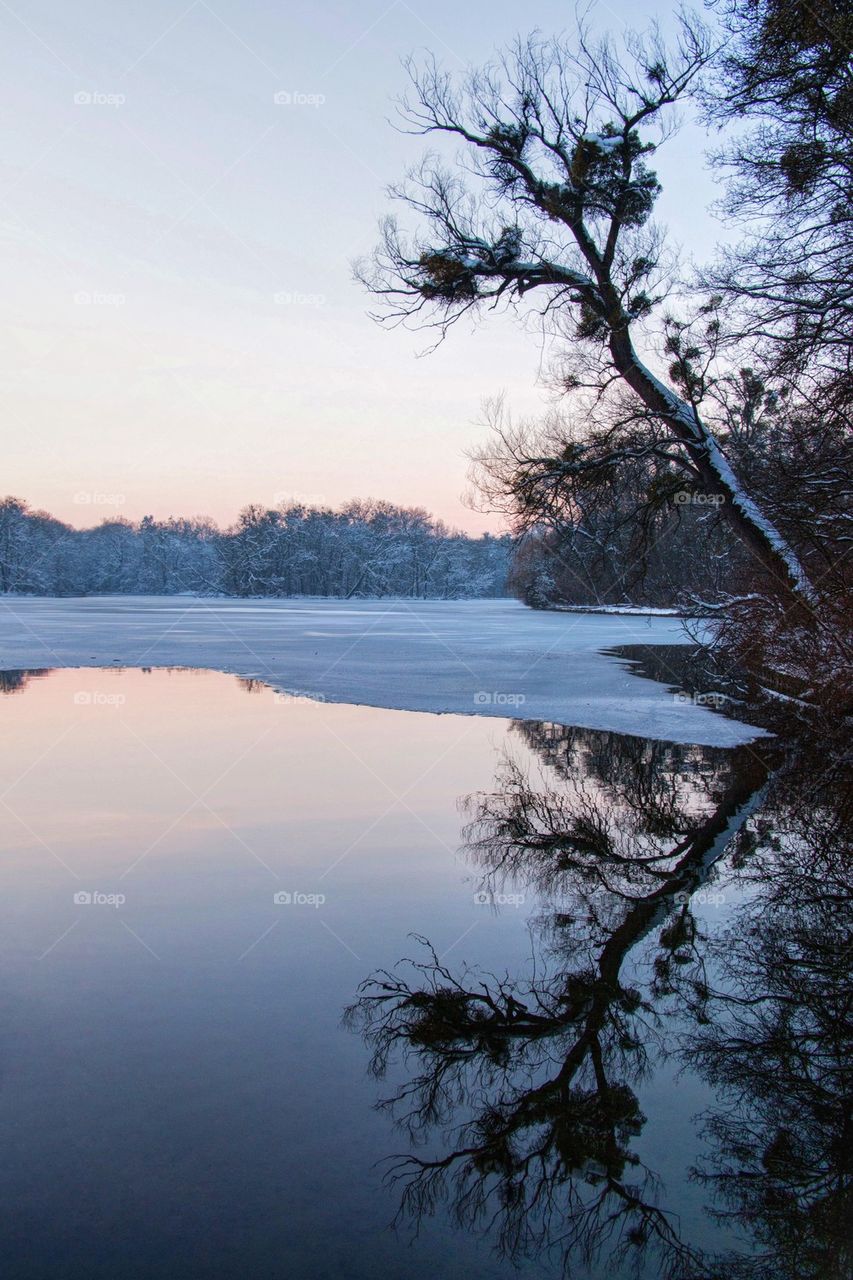 Sunset snow reflections 