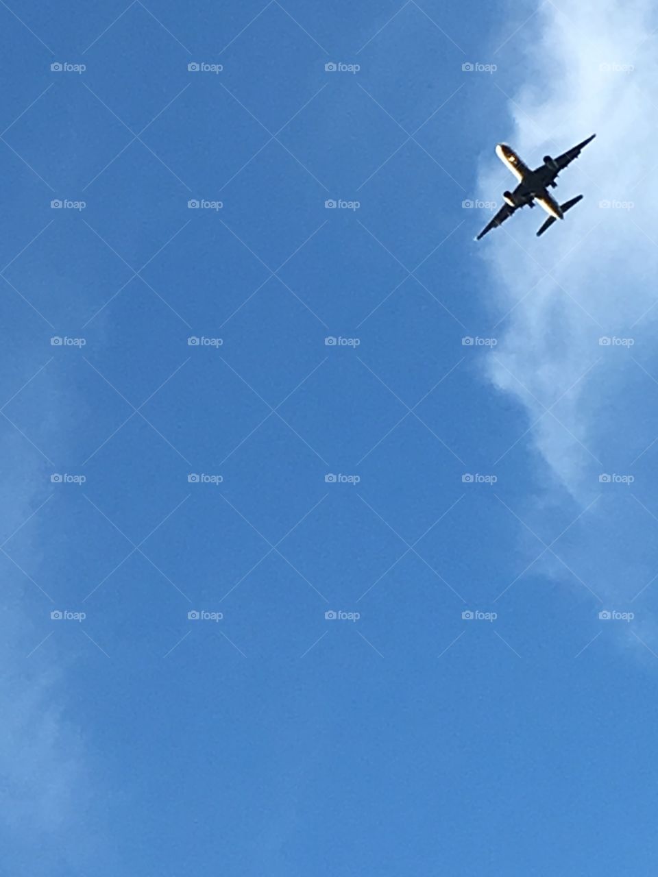 Airplane.  Great for post card or stationary. 