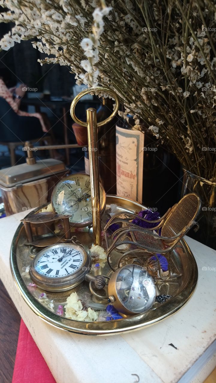Antique watches. #cafe #watch #antique