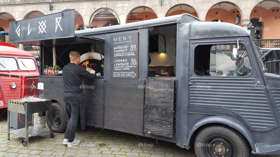 Vehicle, Car, Bus, Truck, People