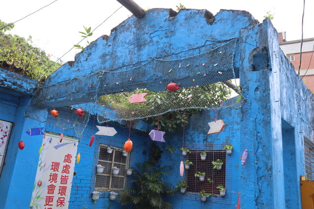 Drafted decorations 