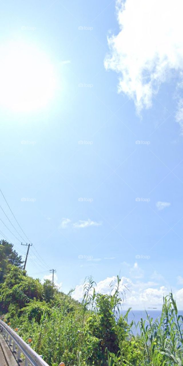 chói sáng góc trời.