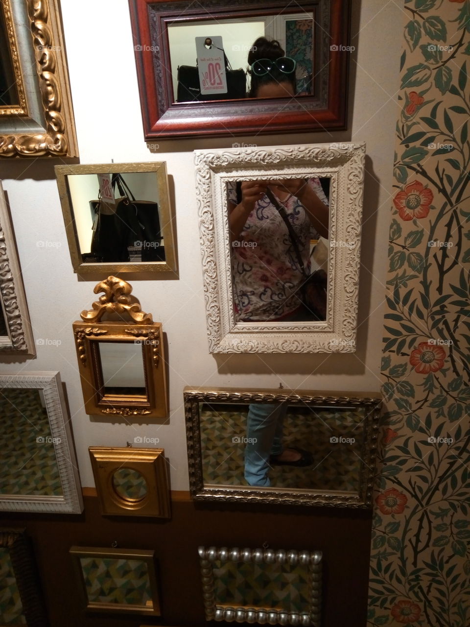 Selfie con l'identità frammentata