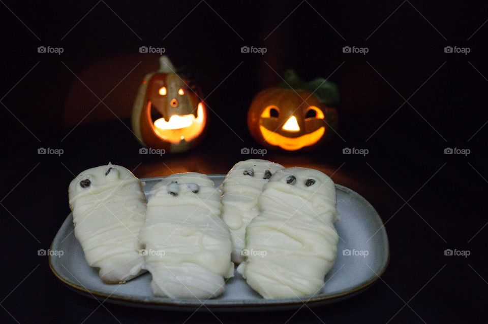 homemade zombie shaped cookies