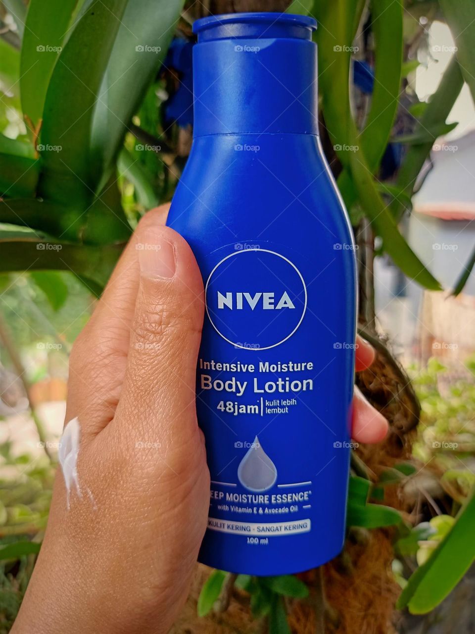 nivea hand body lotion