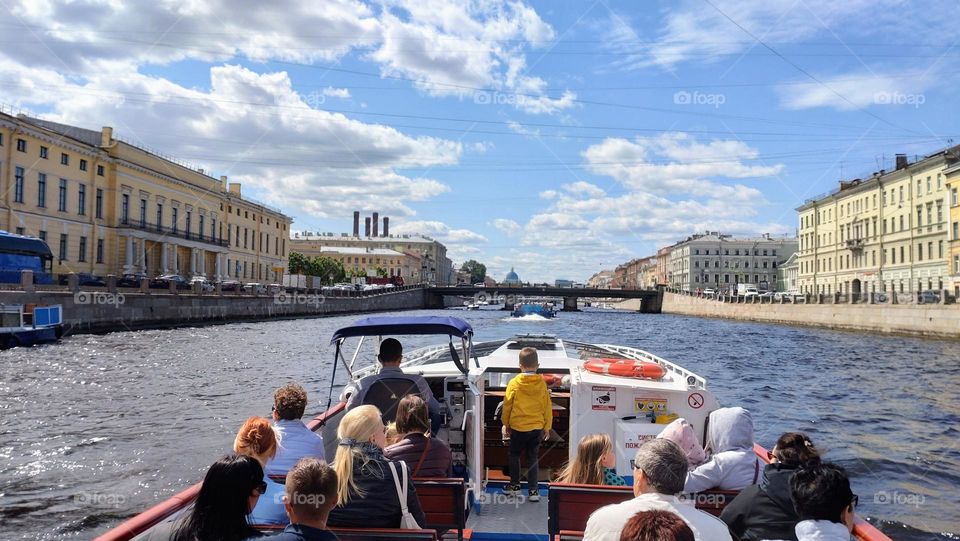 Water public transport 🛥️ City vibe 🛥️ Outdoor 🛥️