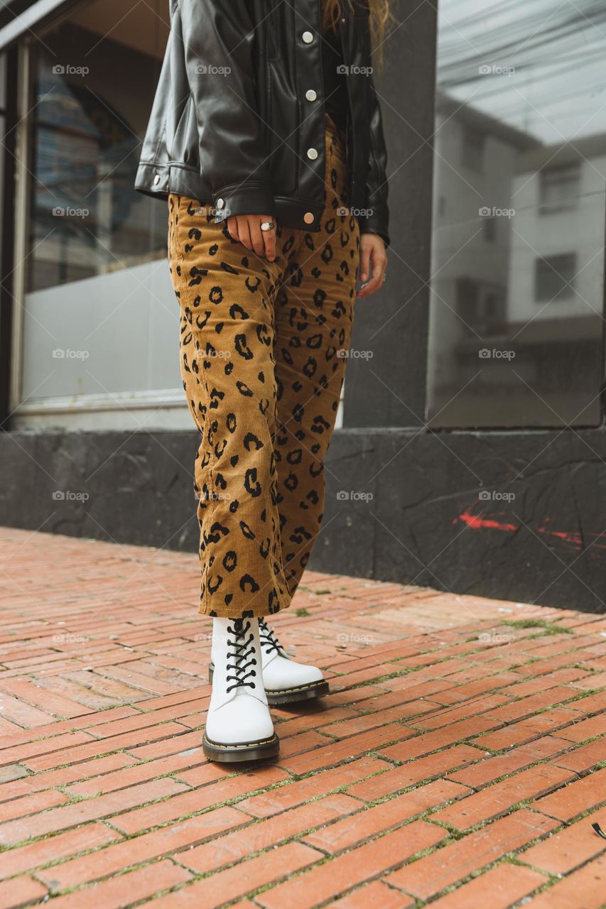 1460 white smooth docs