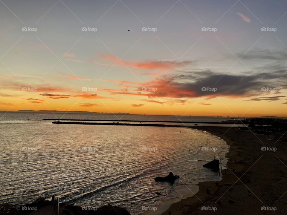 Beautiful sunset over Corona del Mar State Beach from the Inspiration Point 
