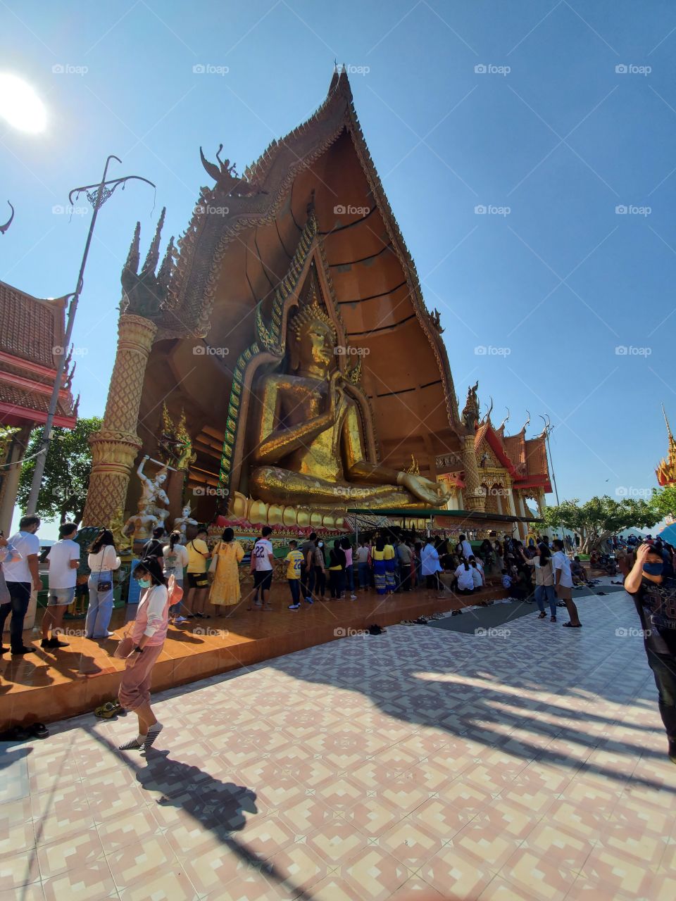 golden god big budda