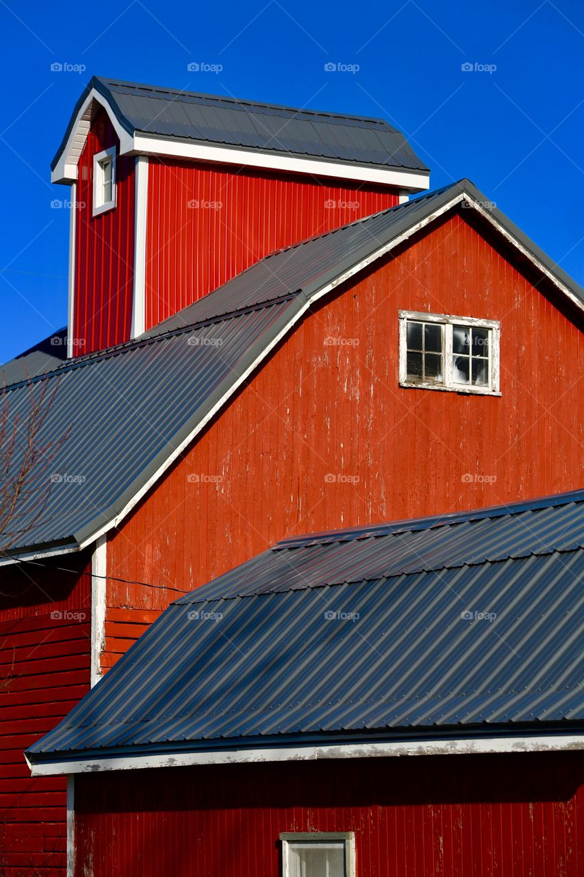 Red Barn Midwest