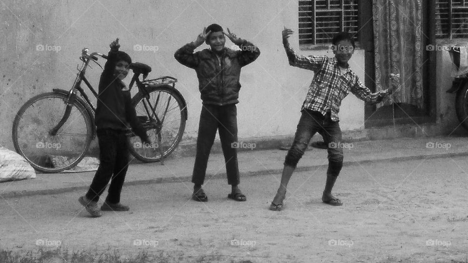 Finally an audience ,even if he is bloody foreign....