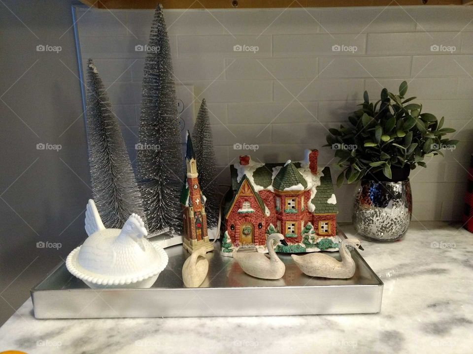 Holiday Counter Decorations