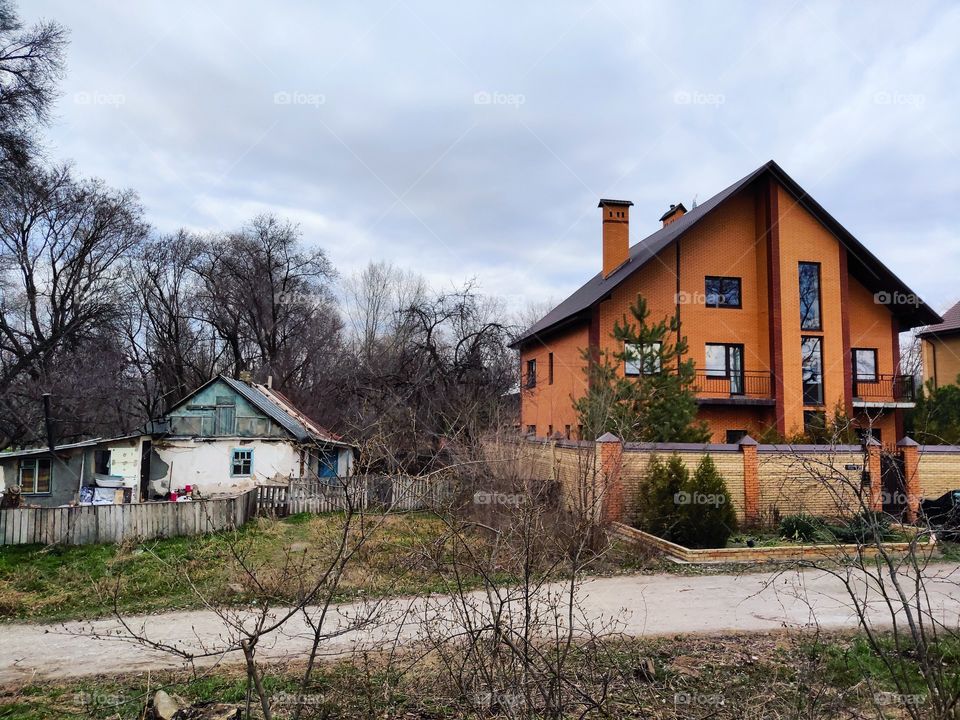 different live level