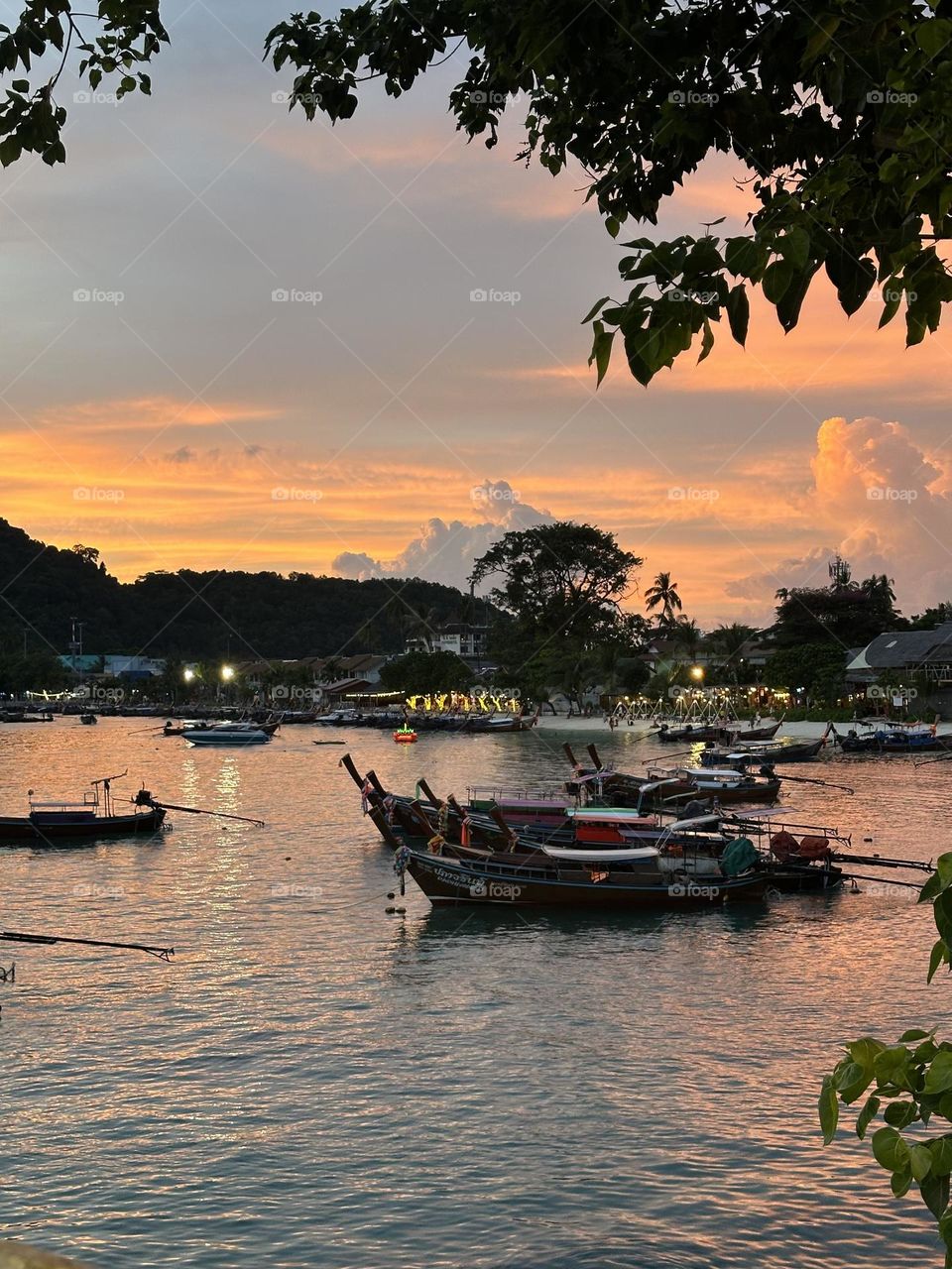 Sunset in Phi Phi island - Thailand