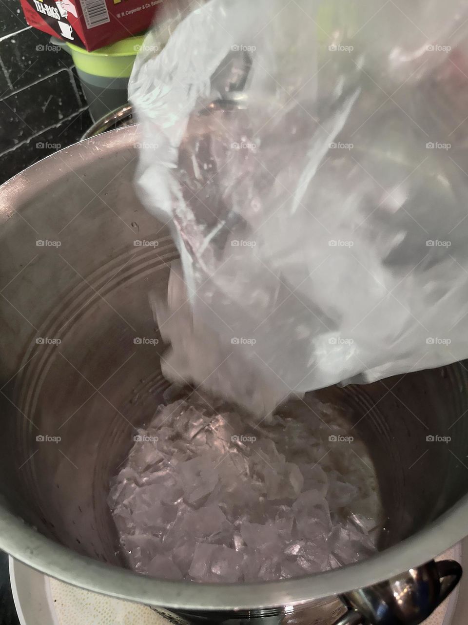 This is how a liquid looks like after freezing