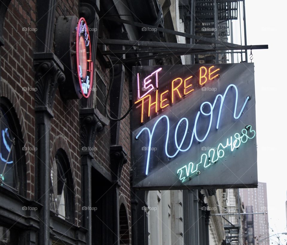 Neon