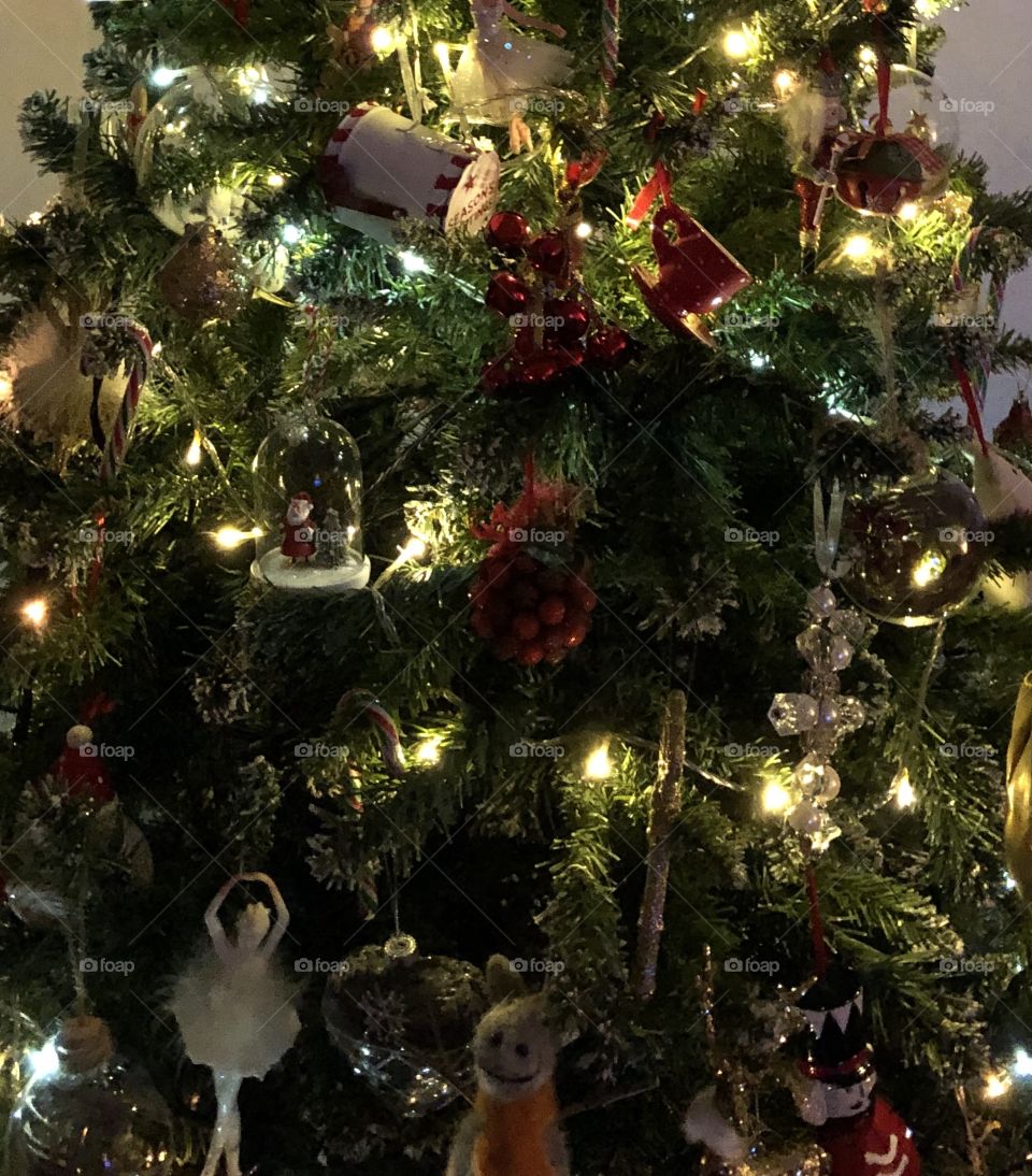 Christmas tree decorations 