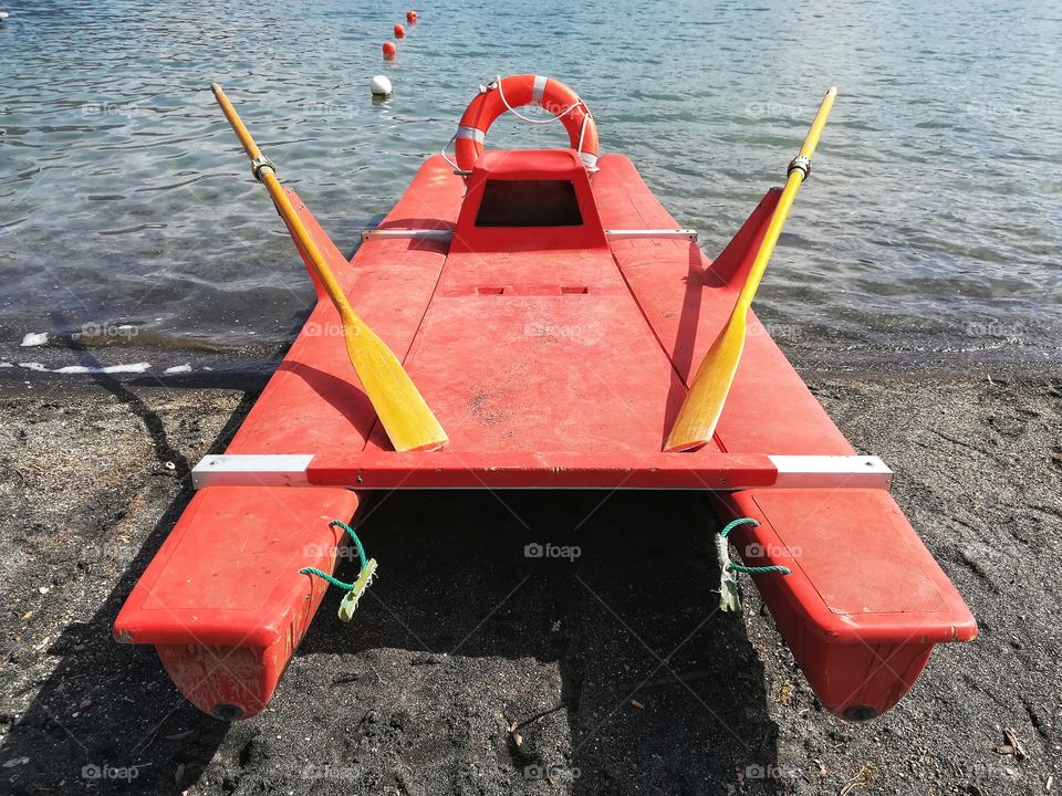 Rowing boat for rescue