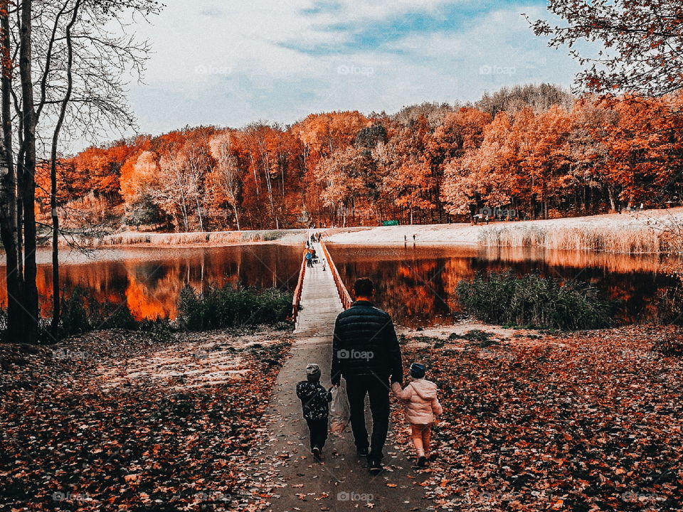 walks in the autumn park