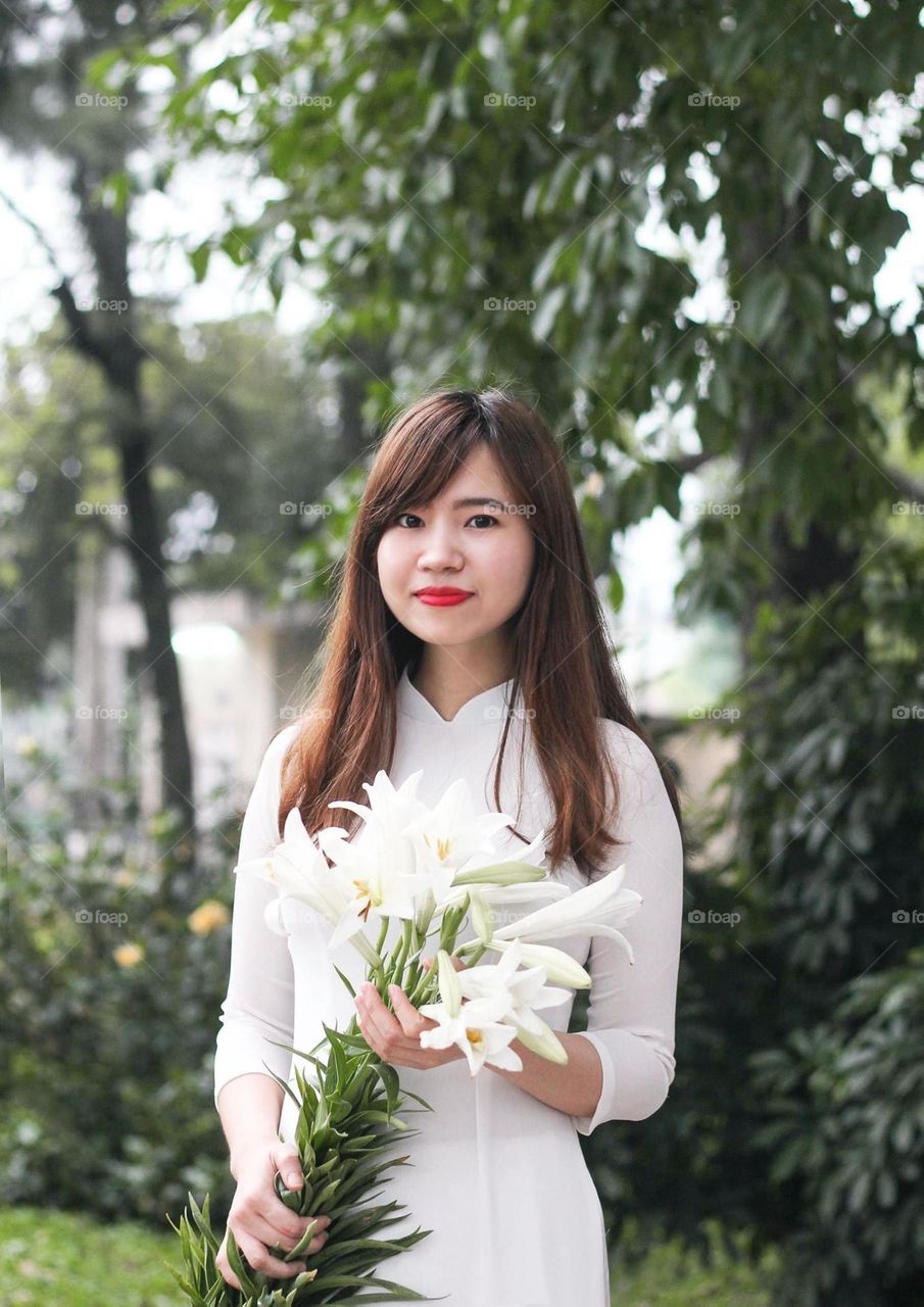 White is the lightest color and is achromatic (having no hue). It has been a staple of art, history, and culture for many eras. The white is all around us and adorn life.