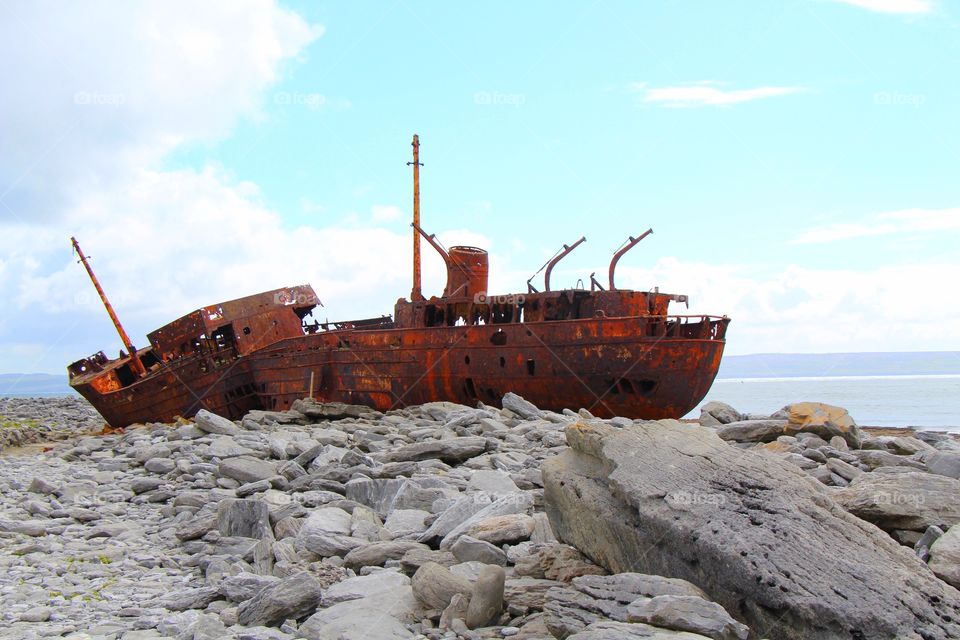 Ship wreck