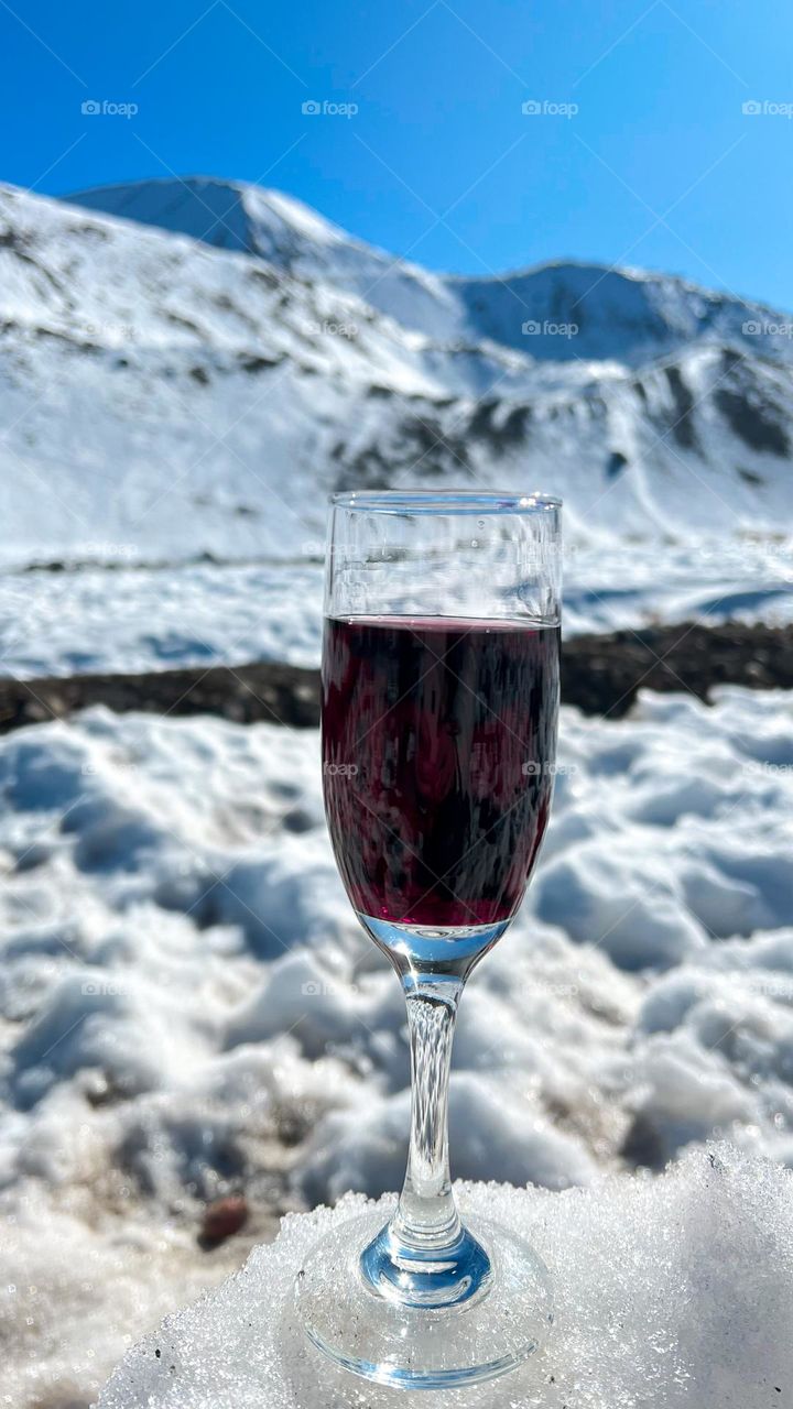 Wine in the snow 