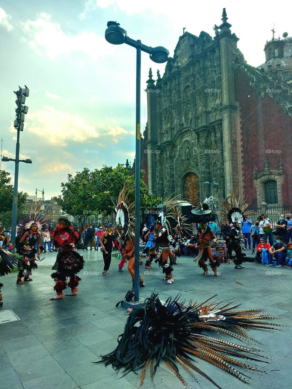 danza prehispánica en el centro de la Ciudad de México