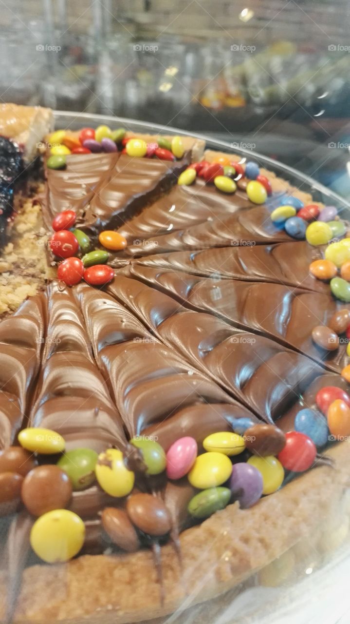 torta con Nutella e Smarties