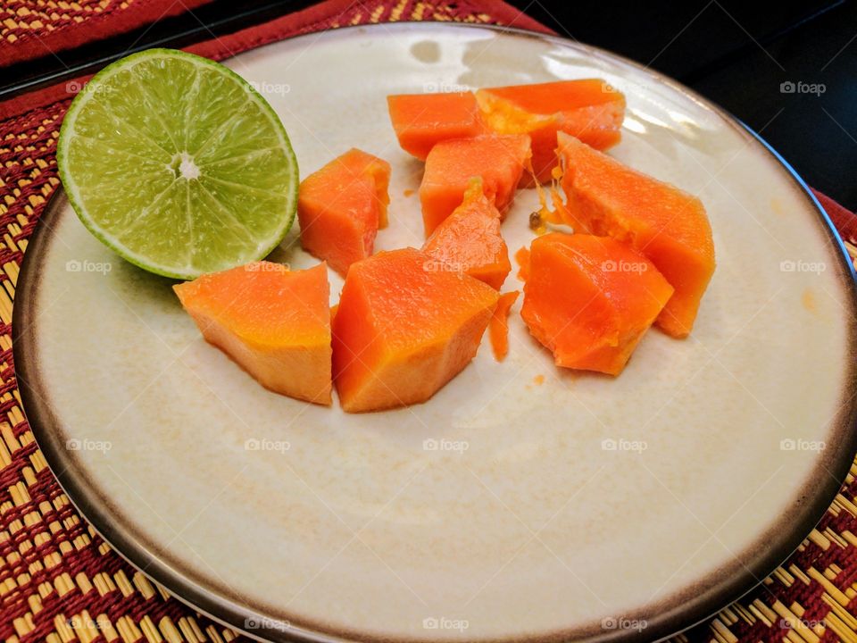 Papaya Breakfast