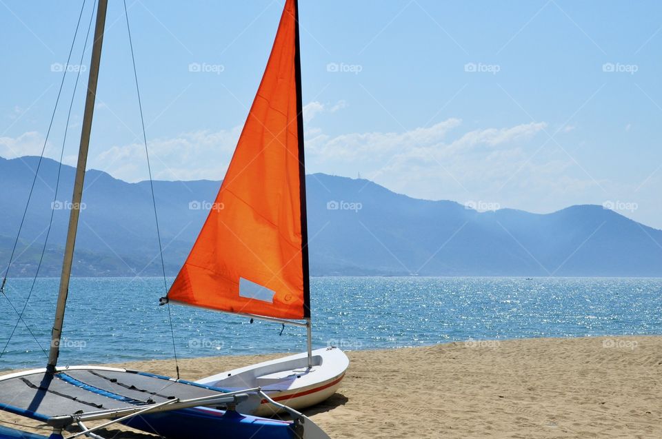 Sailboat beach colors