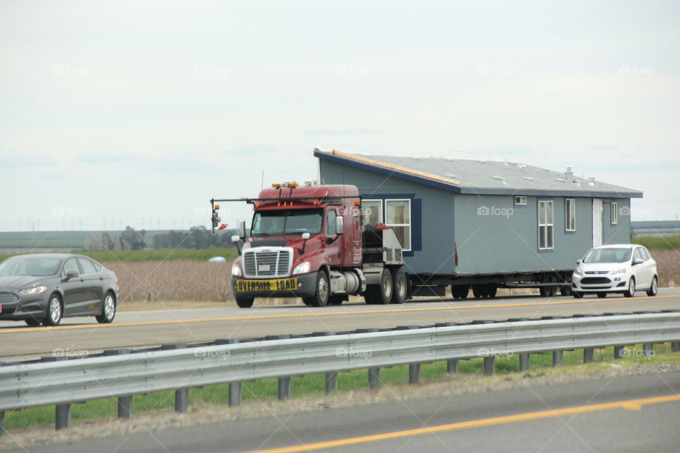 House on wheels, mobile home 