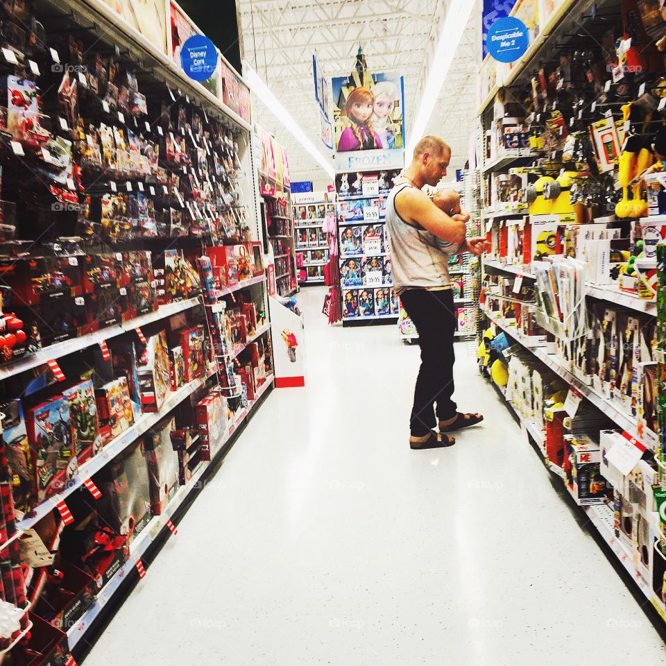 Toys R Us debut. Harlow and Daddy lovin some toys r us 