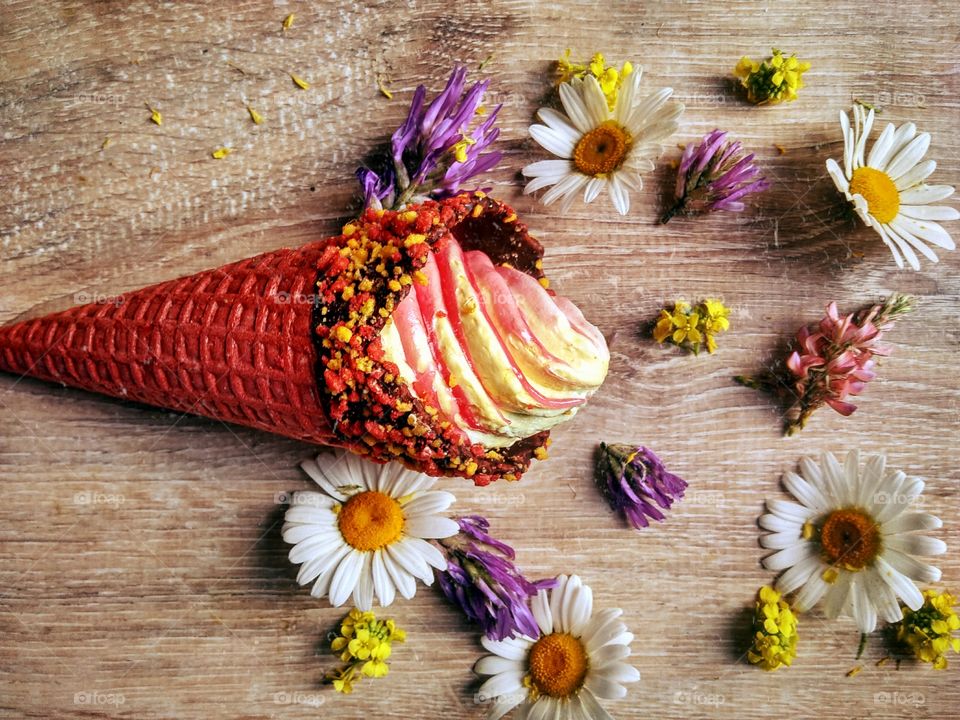 Summer time by foaр missions,vanilla ice cream cone and flowers - the taste of summer!