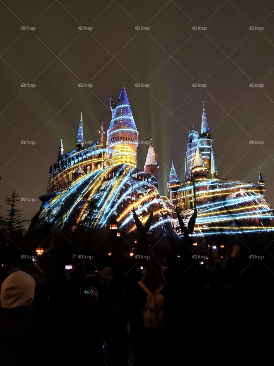 Hogwarts at night with amazing lights show at Universal Studios Hollywood