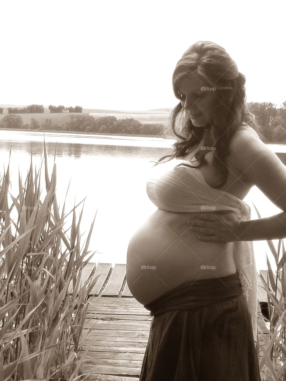 pregnant women on the Lake