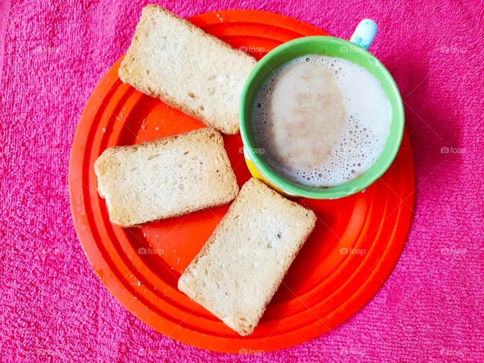 Tea and Toast : A typical Indian evening snacks.